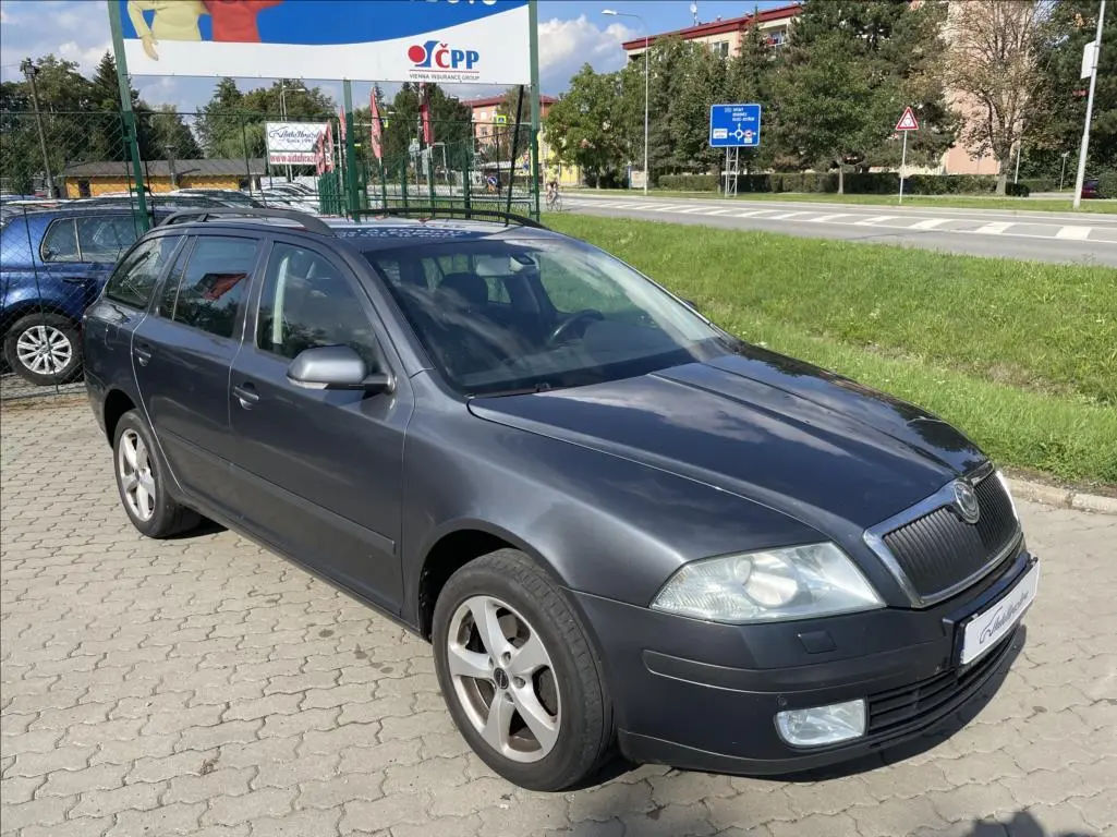 Skoda Octavia Octavia 2.0 PD TDI DPF Elegance 5