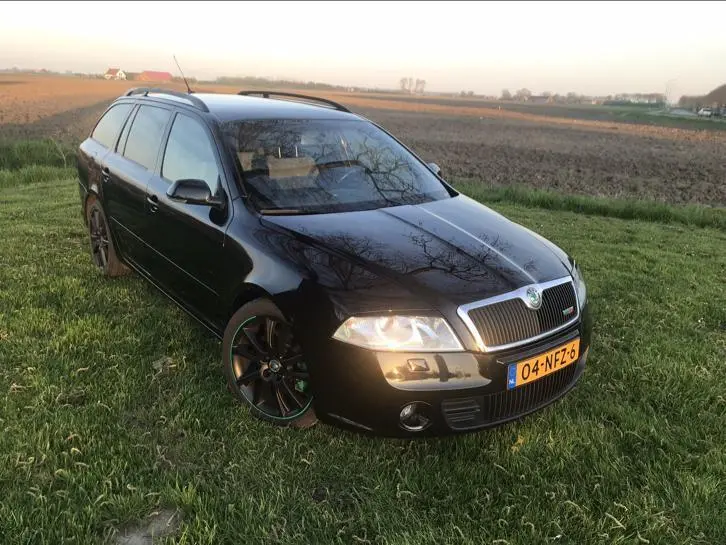 Skoda Octavia Octavia 2.0 TFSI RS 4