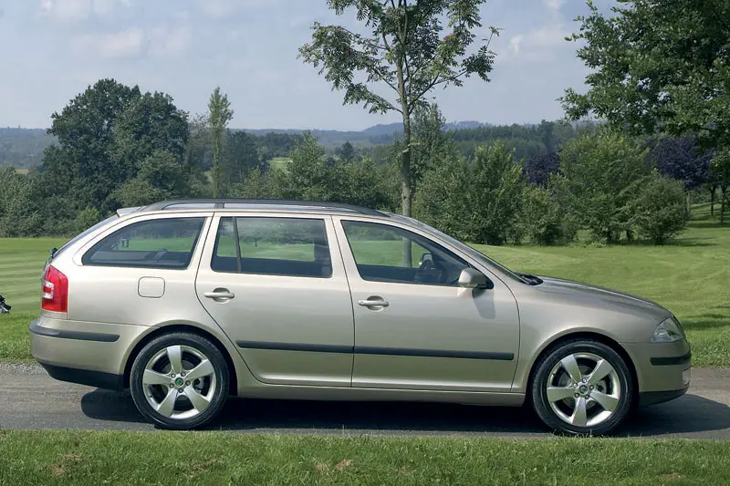 Skoda Octavia Octavia 1.6 Ambiente Tiptronic 0