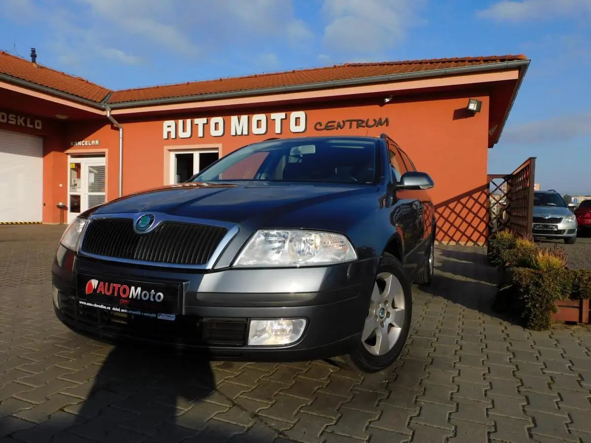 Skoda Octavia Octavia Kombi 1.6 FSI Ambiente 3