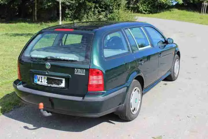Skoda Octavia Octavia Kombi 1.6 GLX 6