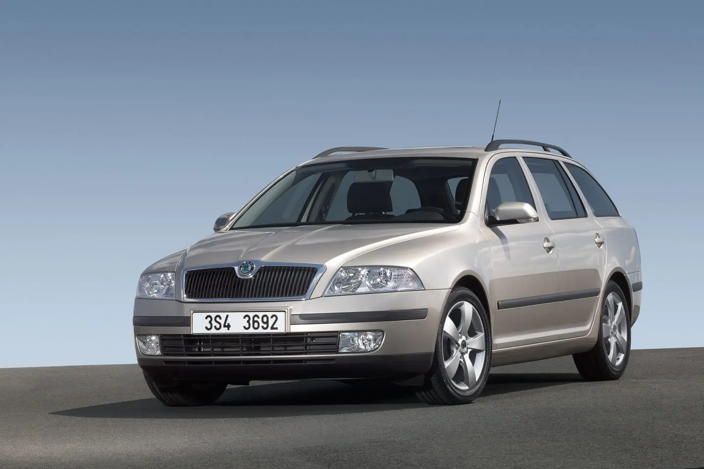 Skoda Octavia Octavia 2.0 FSI Elegance Tiptronic 0