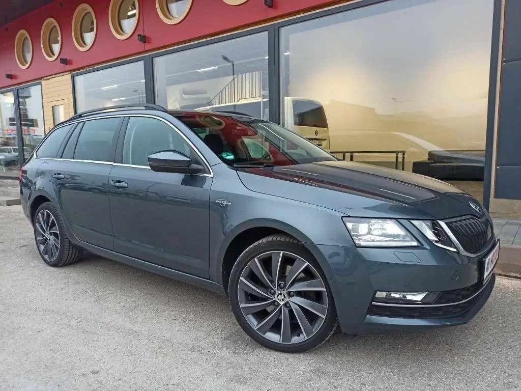 Skoda Octavia Octavia Kombi 1.8 TSI L&K DSG 3