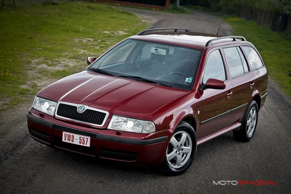 Skoda Octavia Octavia Kombi 1.9 TDI DPF 4x4 Elegance 3