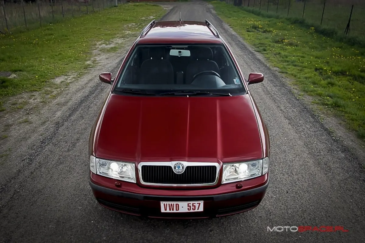 Skoda Octavia Octavia Kombi 1.9 TDI DPF 4x4 Elegance 4