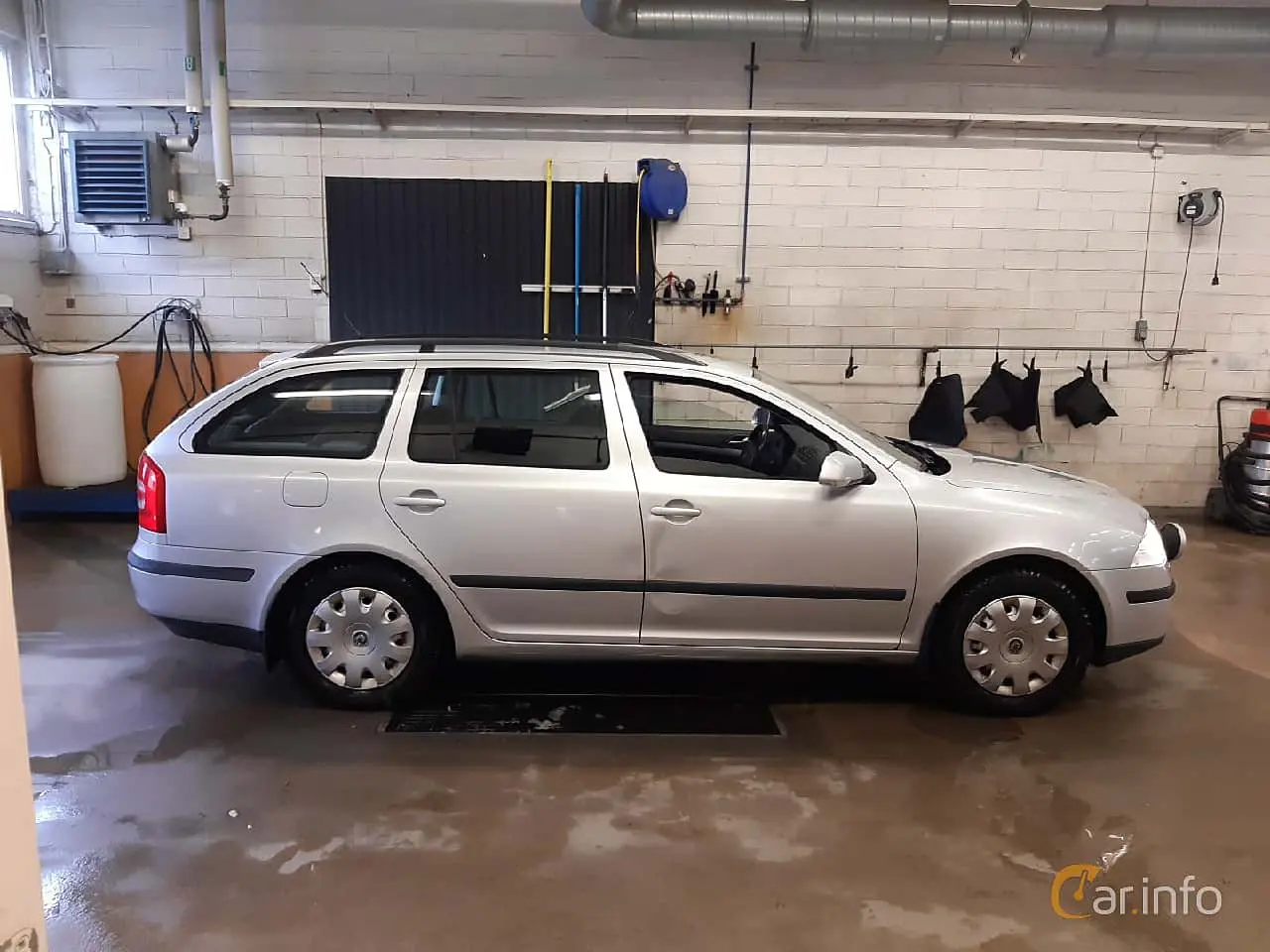 Skoda Octavia Octavia Kombi 1.9 TDI DPF Elegance DSG 4