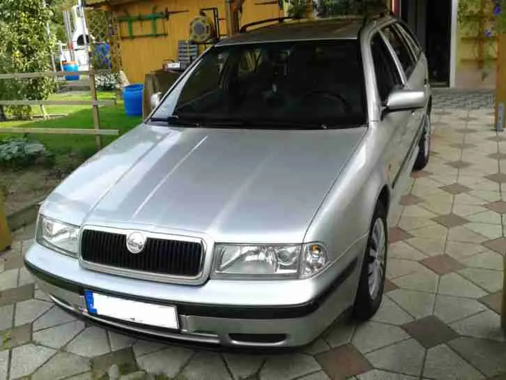 Skoda Octavia Octavia Kombi 2.0 SLX 1