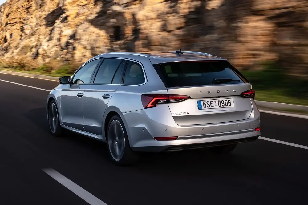 Skoda Octavia Octavia Kombi 2.0 TDI DPF Scout 7