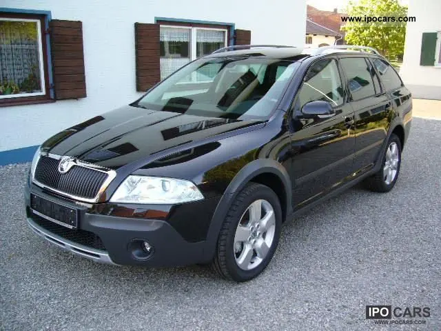 Skoda Octavia Octavia Kombi 2.0 TDI DPF Scout DSG 3