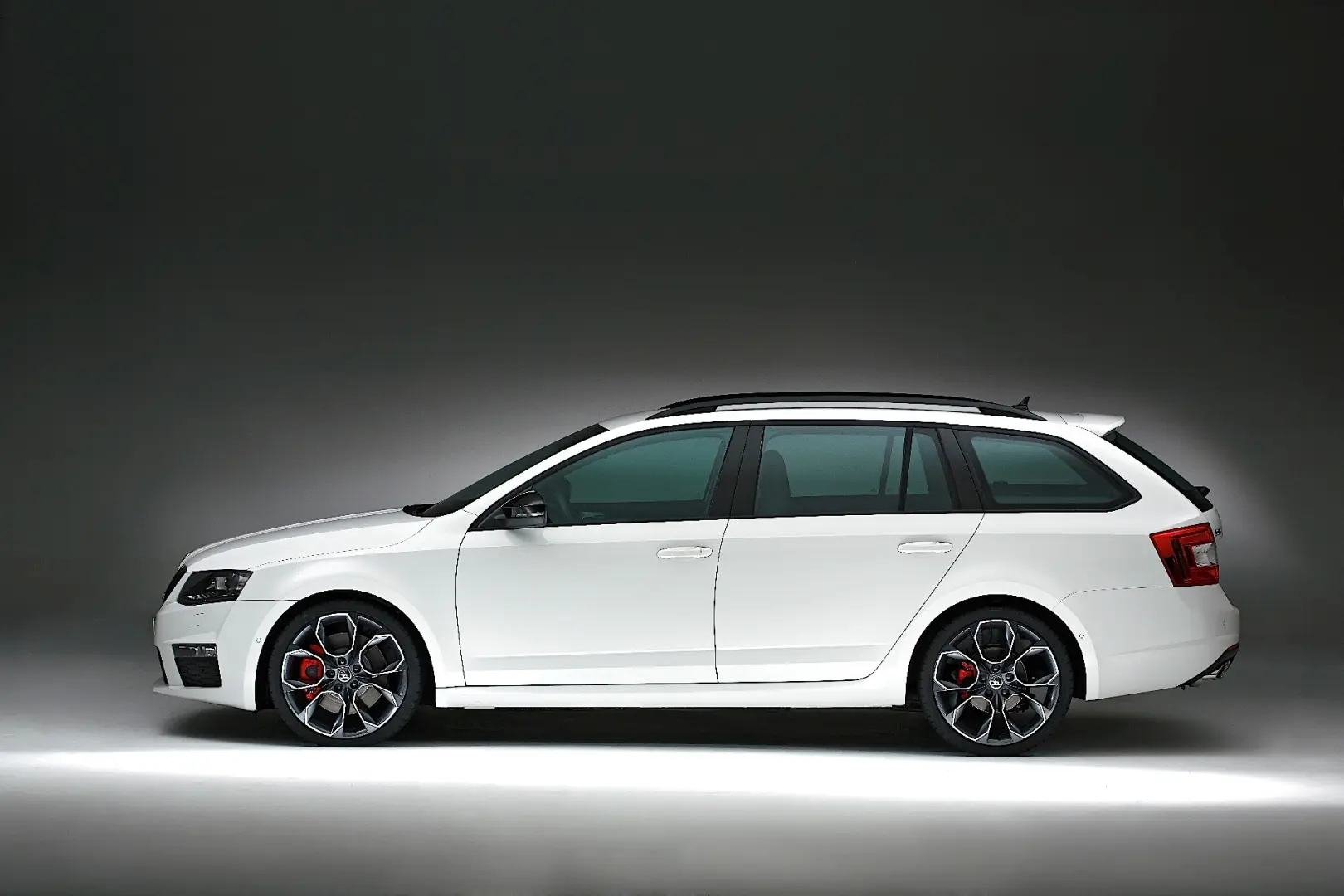 Skoda Octavia Octavia Kombi 2.0 TDI GreenTec RS DSG 7