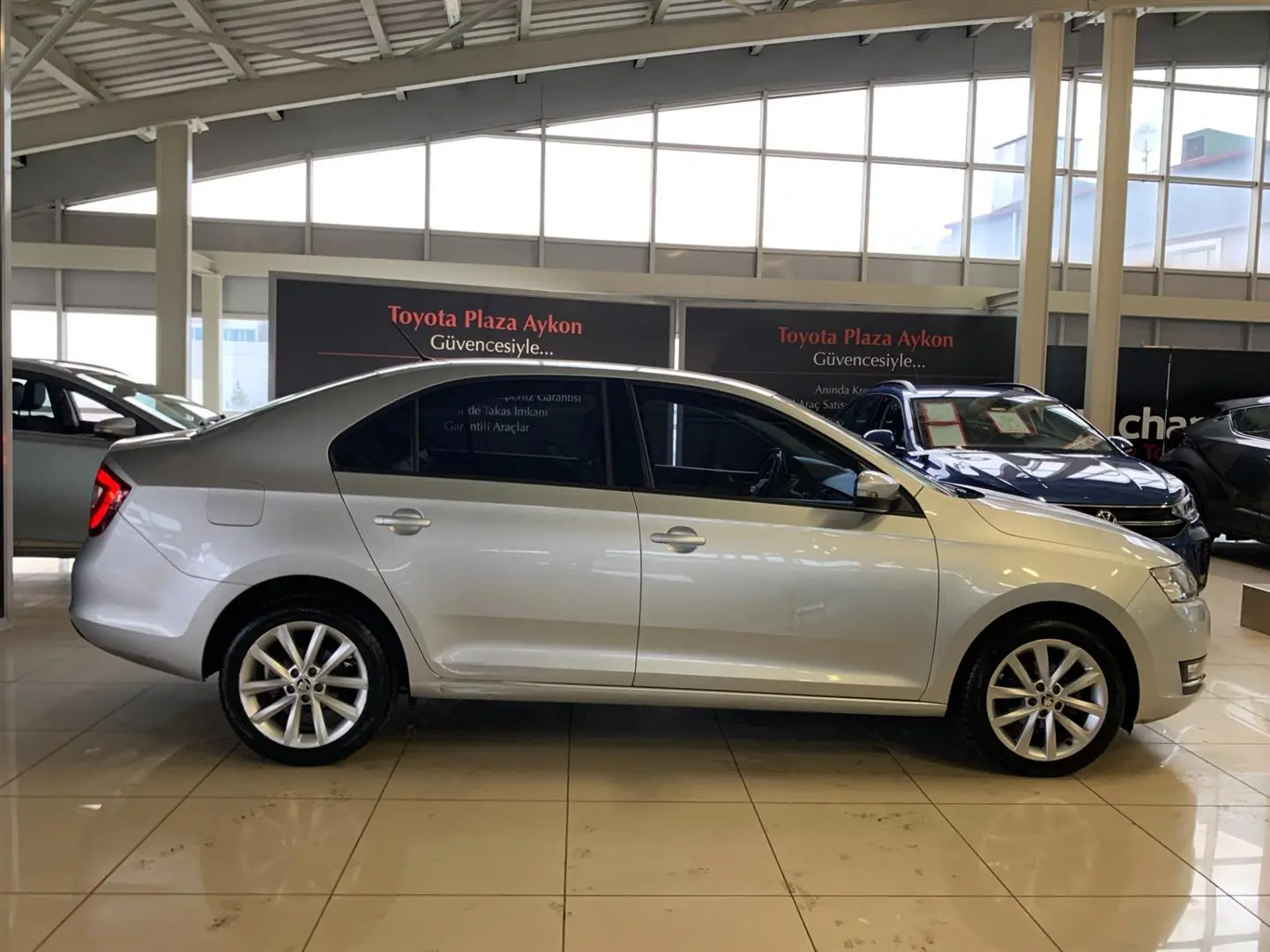 Skoda Rapid Rapid 1.0 TSI GreenTec Style DSG 1