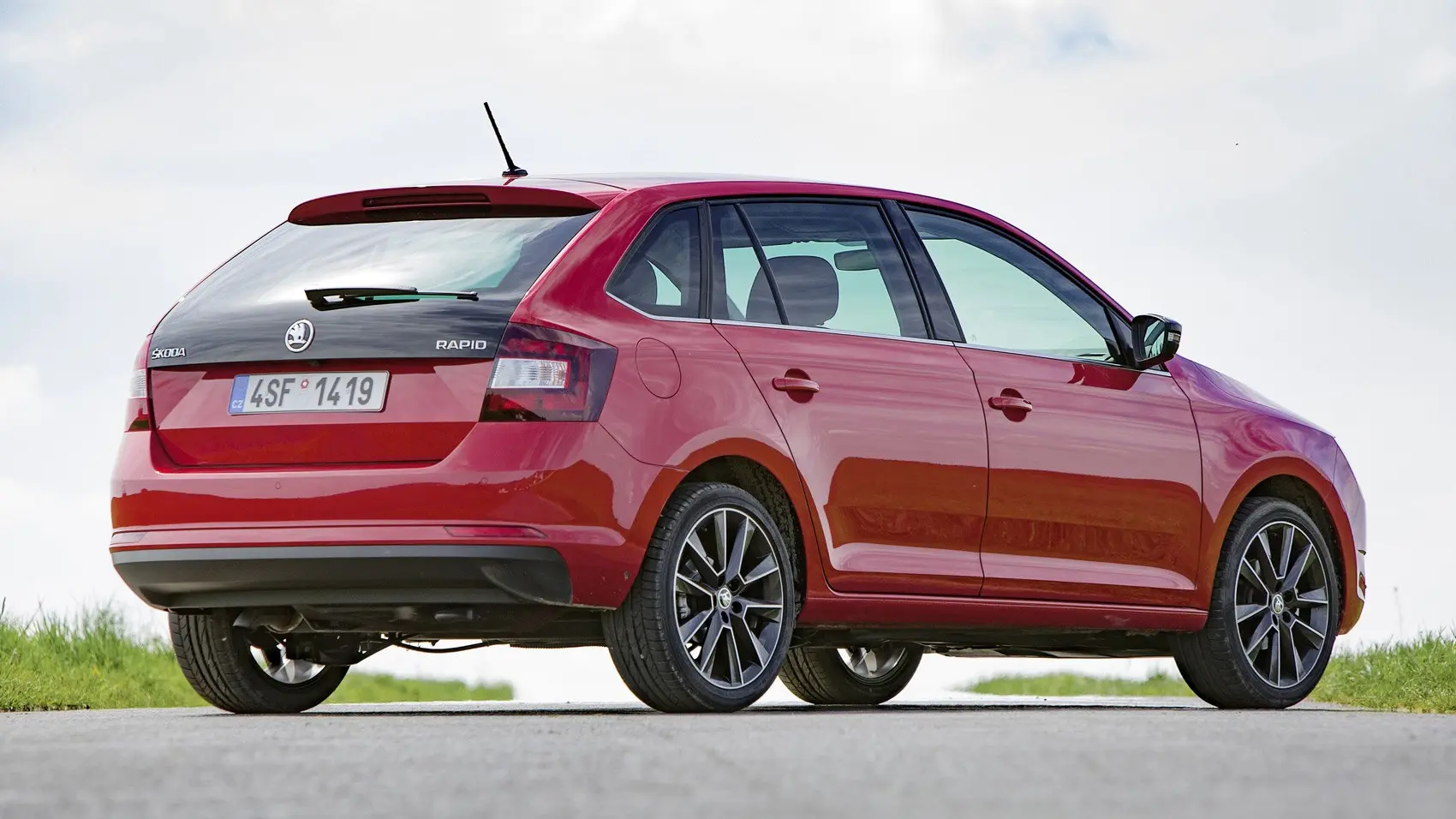 Skoda Rapid Rapid Spaceback 1.0 TSI GreenTec Dynamic DSG 3