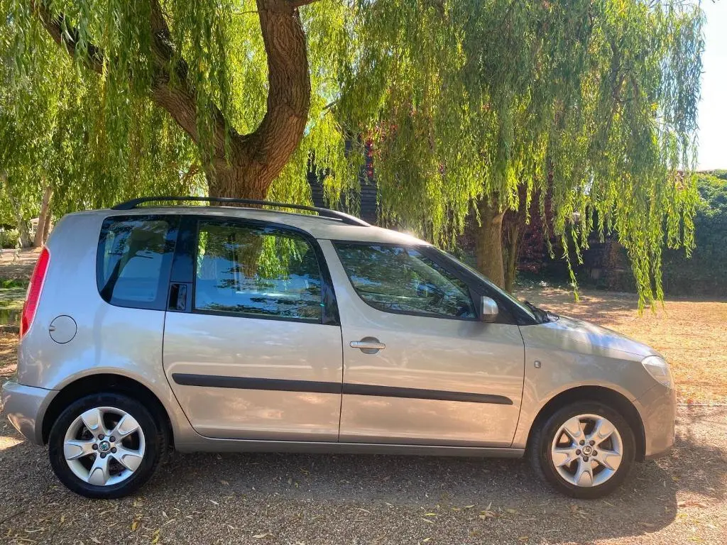 Skoda Roomster Roomster 1.6 16V Tiptronic 0