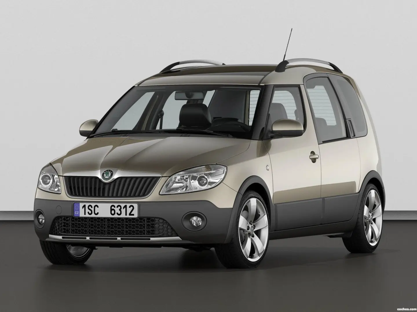 Skoda Roomster Roomster 1.2 TSI Scout DSG 0