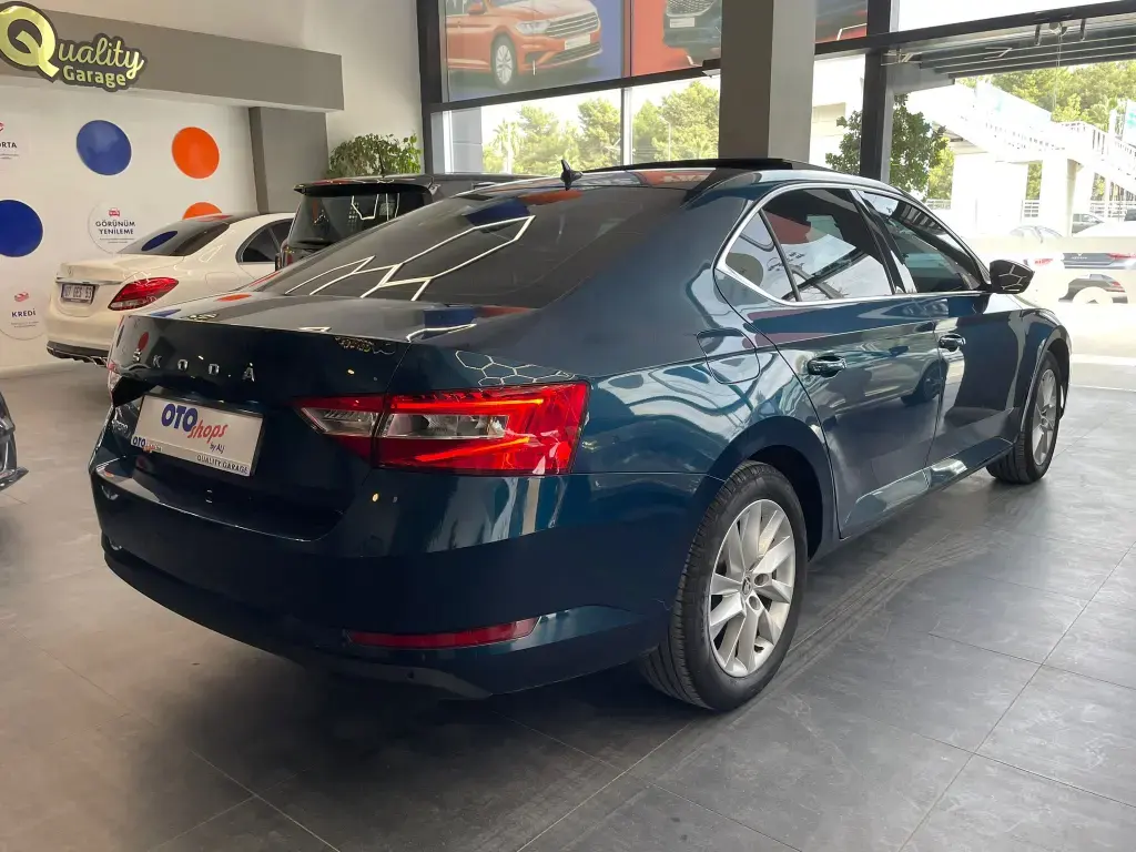 Skoda Superb Superb 1.5 TSI GreenTec ACT Elite DSG 6