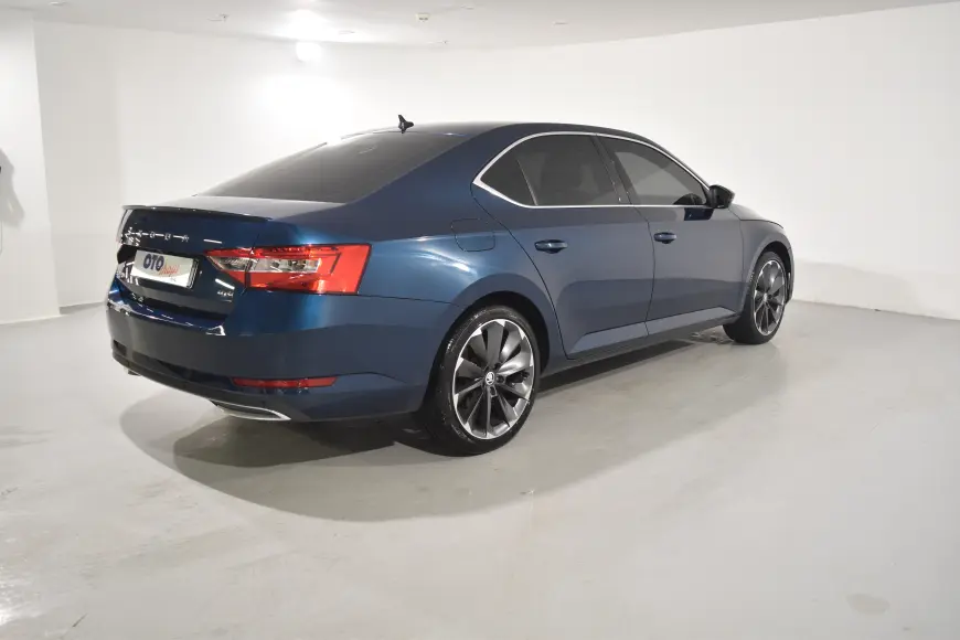 Skoda Superb Superb 1.5 TSI GreenTec ACT Premium DSG 6