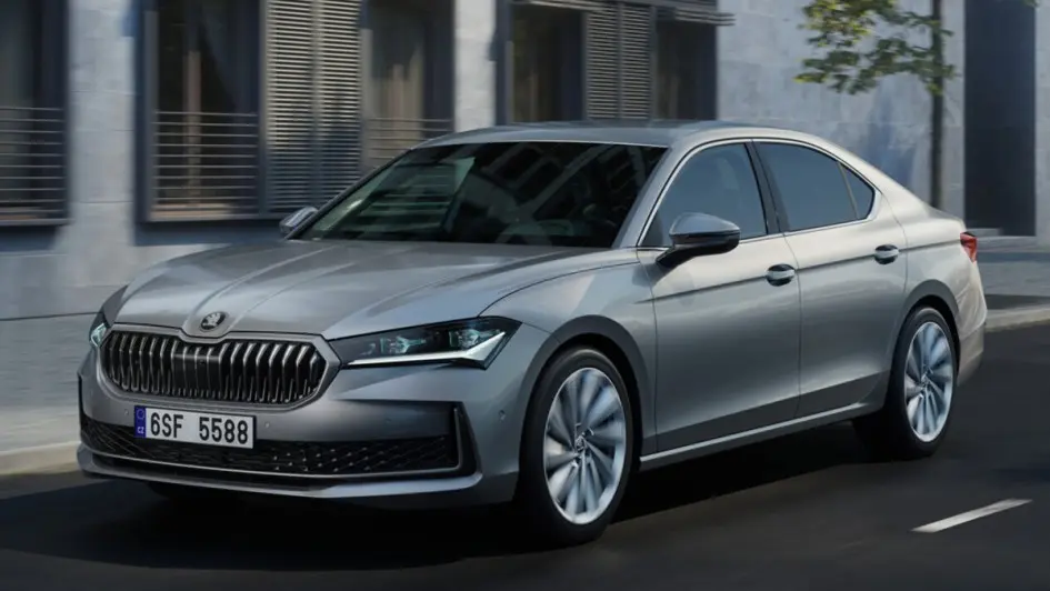 Skoda Superb Superb 1.5 TSI Mhev Elite DSG 4