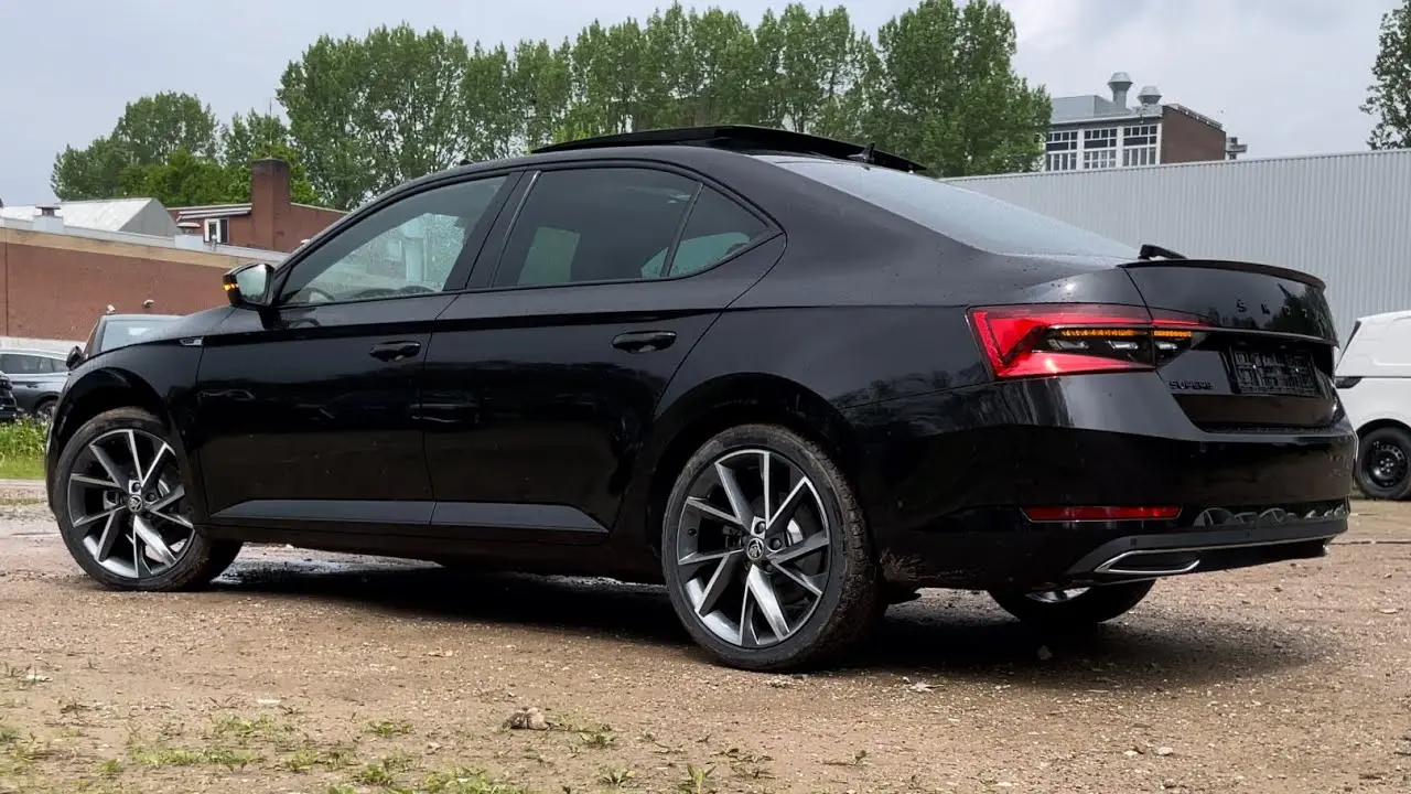 Skoda Superb Superb 1.5 TSI Sportline ACT DSG 6