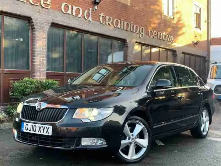 Skoda Superb Superb 1.6 TDI Elegance 5