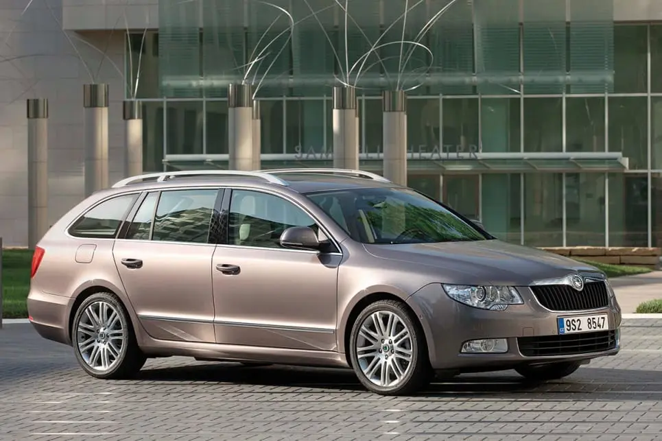 Skoda Superb Superb 1.6 TDI Elegance 6
