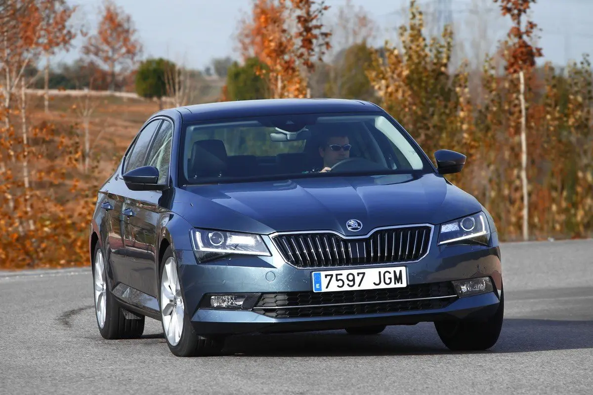 Skoda Superb Superb 1.6 TDI Elegance 5