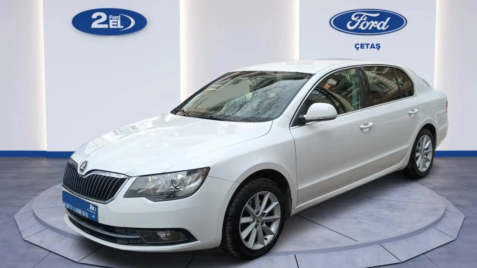 Skoda Superb Superb 1.6 TDI GreenTec Ambition DSG 4