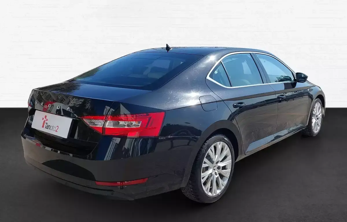 Skoda Superb Superb 1.6 TDI GreenTec Prestige 6