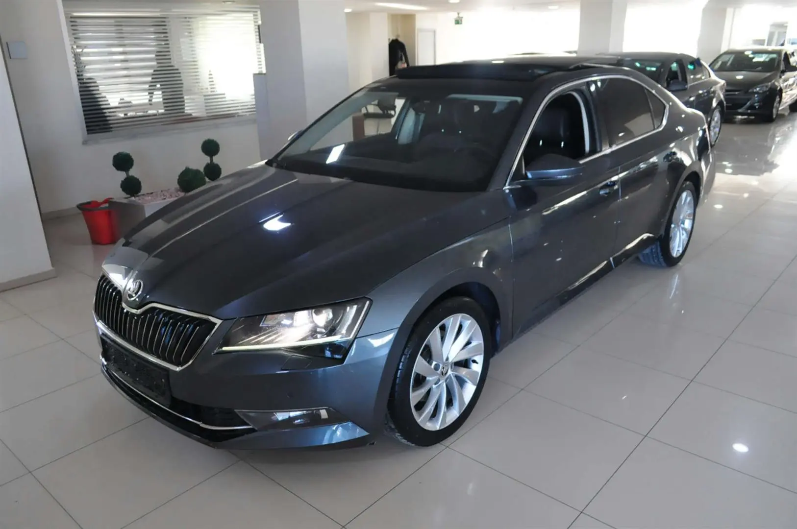 Skoda Superb Superb 1.6 TDI GreenTec Elegance 3