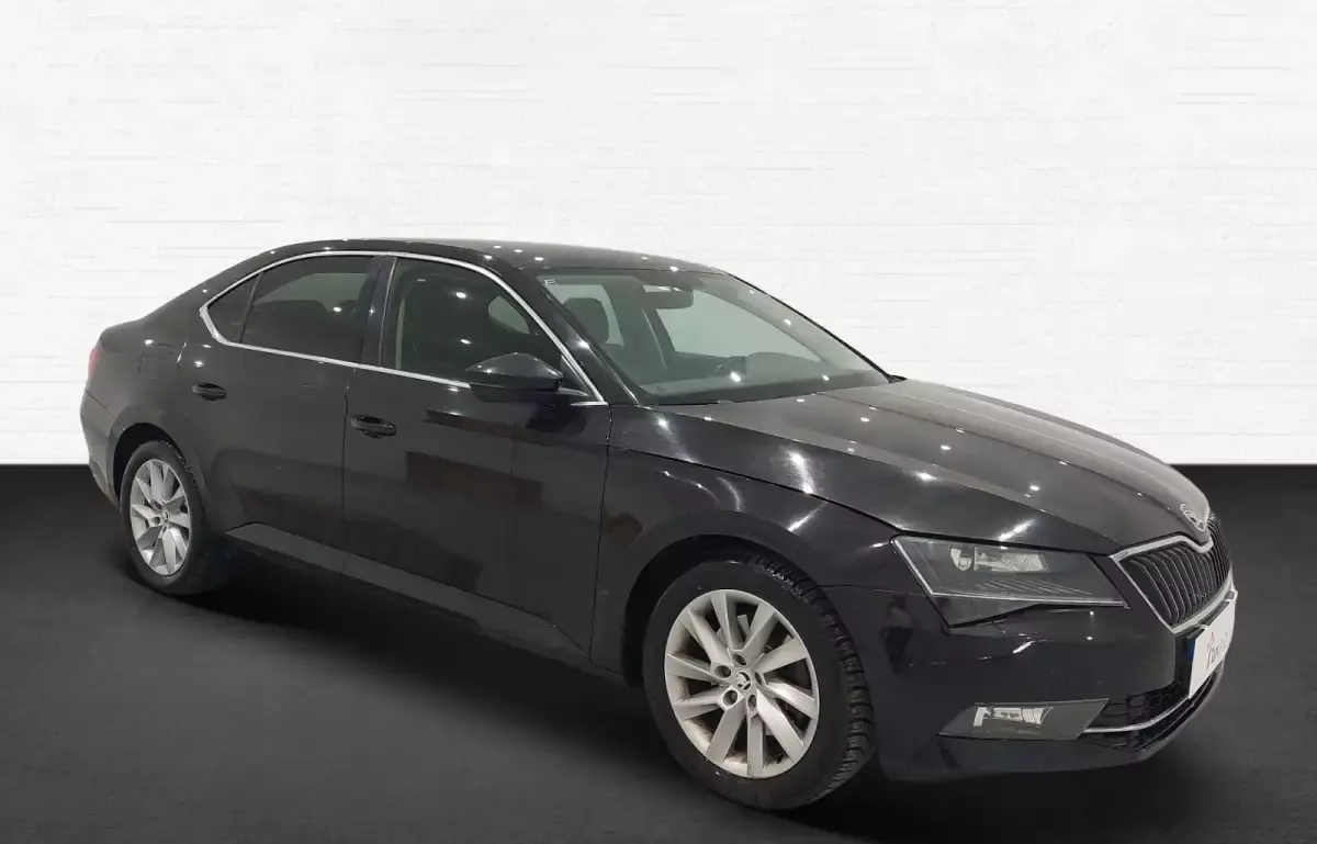Skoda Superb Superb 1.6 TDI GreenTec Style DSG 6