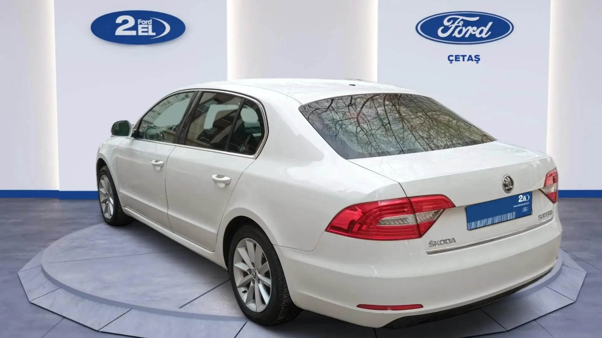 Skoda Superb Superb 1.6 TDI GreenTec Style DSG 7