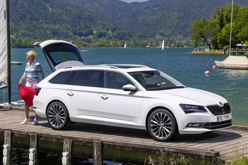 Skoda Superb Superb 1.6 TDI Greentech Active 1