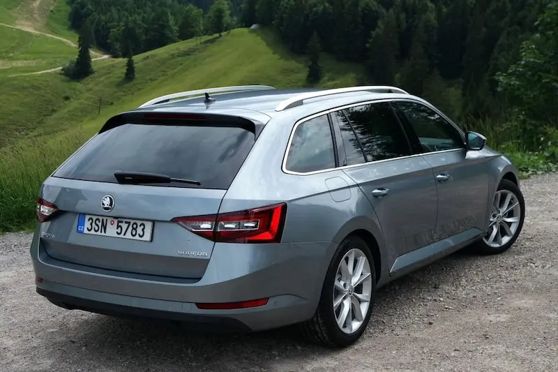 Skoda Superb Superb 1.6 TDI Greentech Active 6