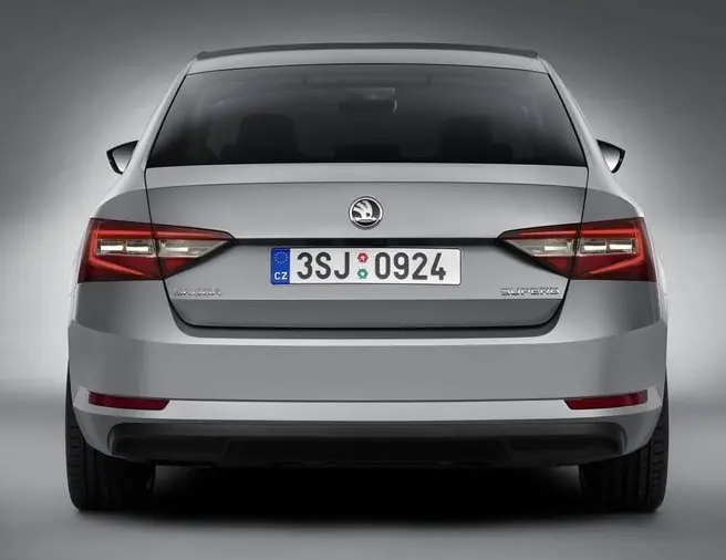 Skoda Superb Superb 1.6 TDI Greentech Comfort DSG 3