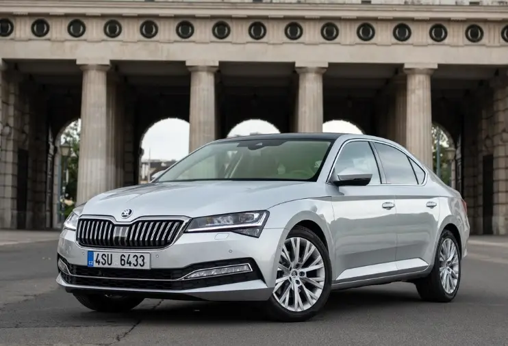 Skoda Superb Superb 1.6 TDI Greentech Premium DSG 2