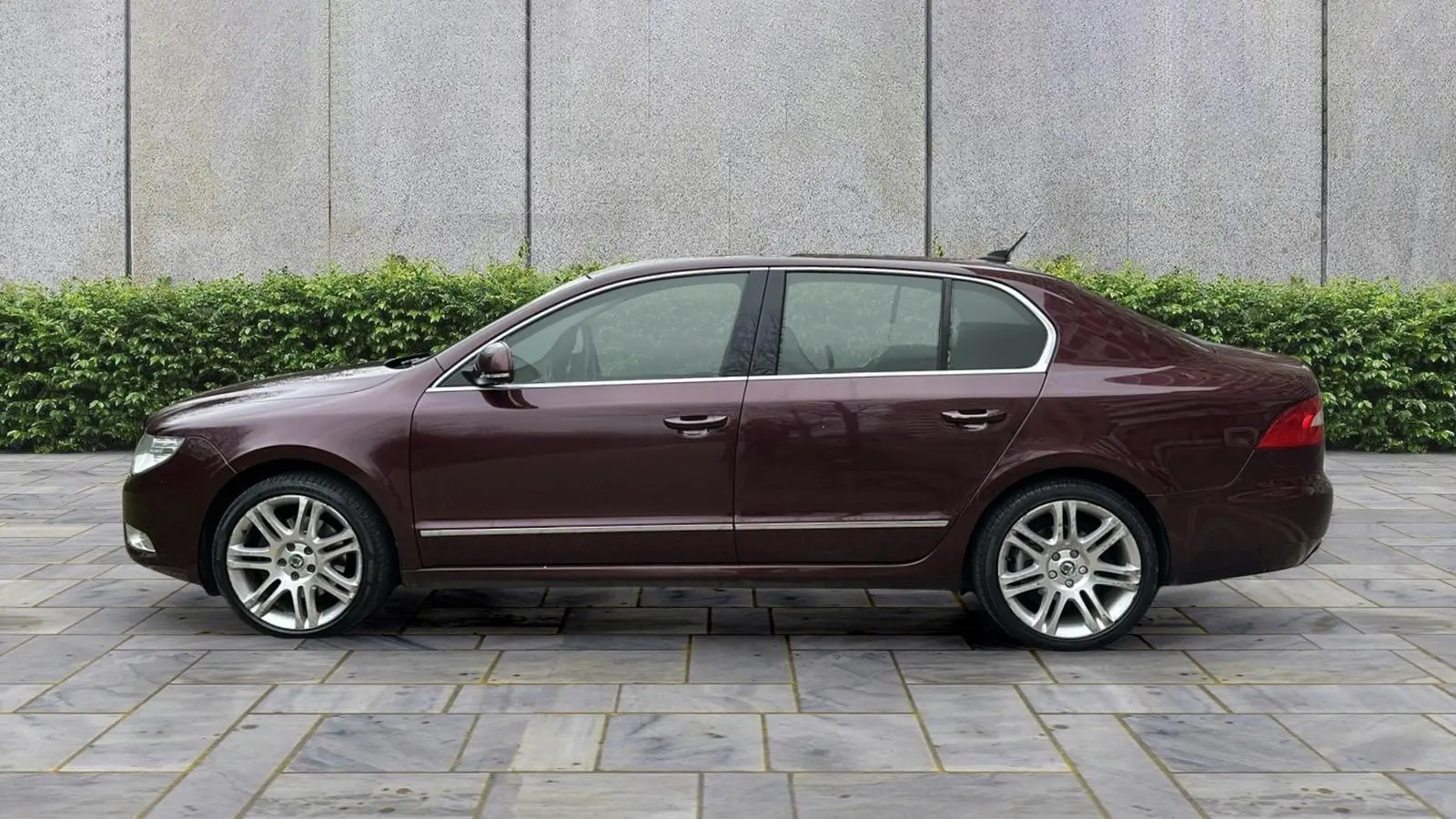 Skoda Superb Superb 1.8 TSI Elegance DSG 3