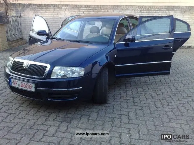 Skoda Superb Superb 1.8 Turbo Elegance Tiptronic 1