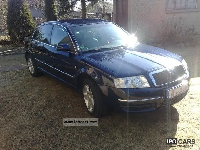 Skoda Superb Superb 1.8 Turbo Elegance Tiptronic 2