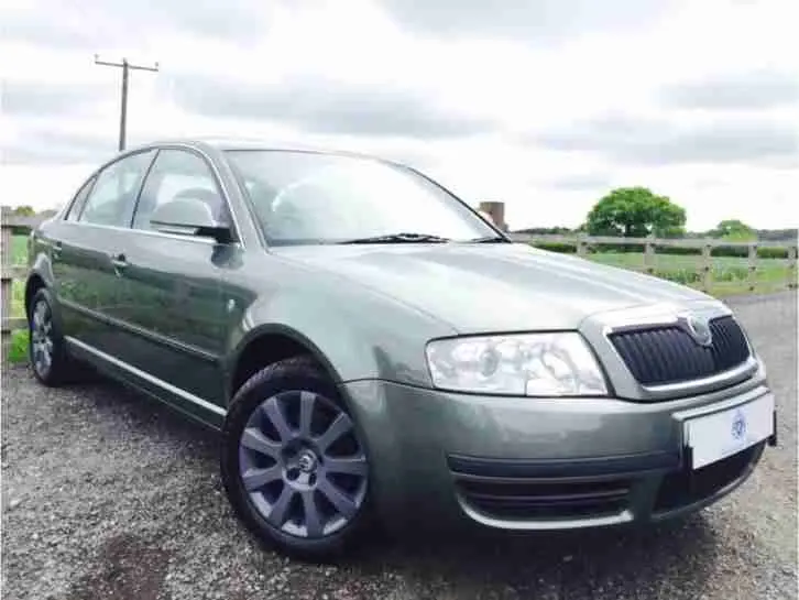 Skoda Superb Superb 1.9 PD TDI Elegance 5