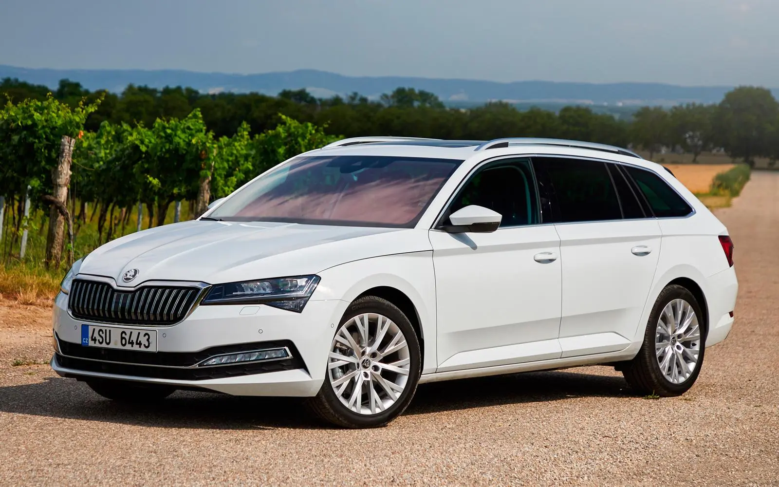 Skoda Superb Superb 2.0 PD TDI Classic 4
