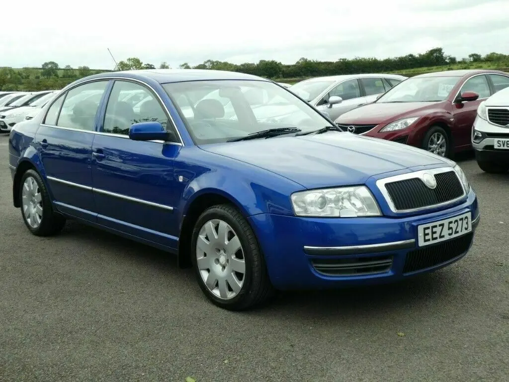 Skoda Superb Superb 2.0 PD TDI Elegance 1