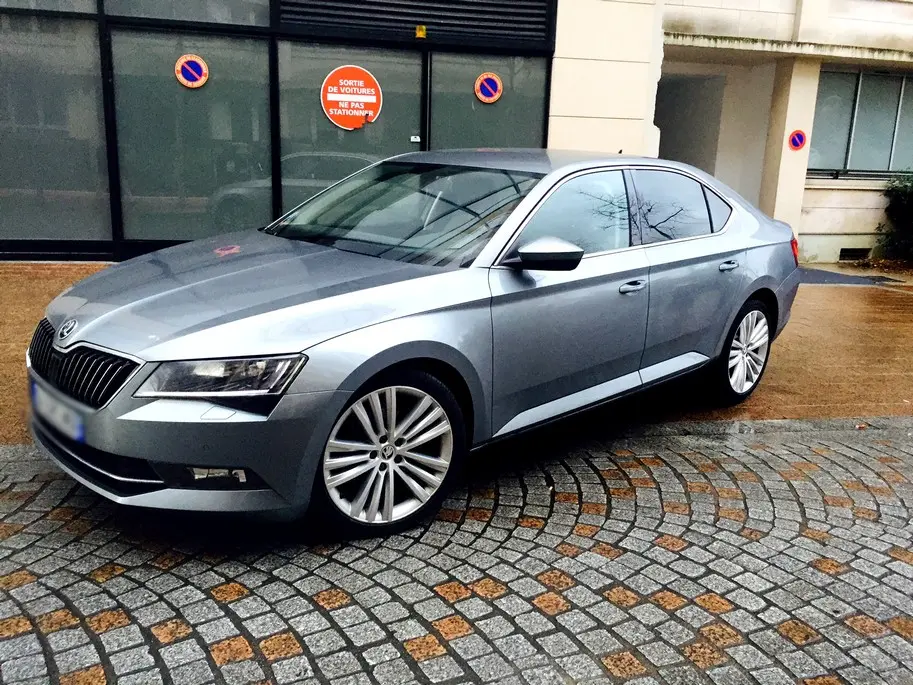 Skoda Superb Superb 2.0 TDI GreenTec Elegance DSG 5