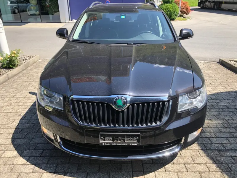 Skoda Superb Superb 2.0 TDI GreenTec Elegance DSG 4