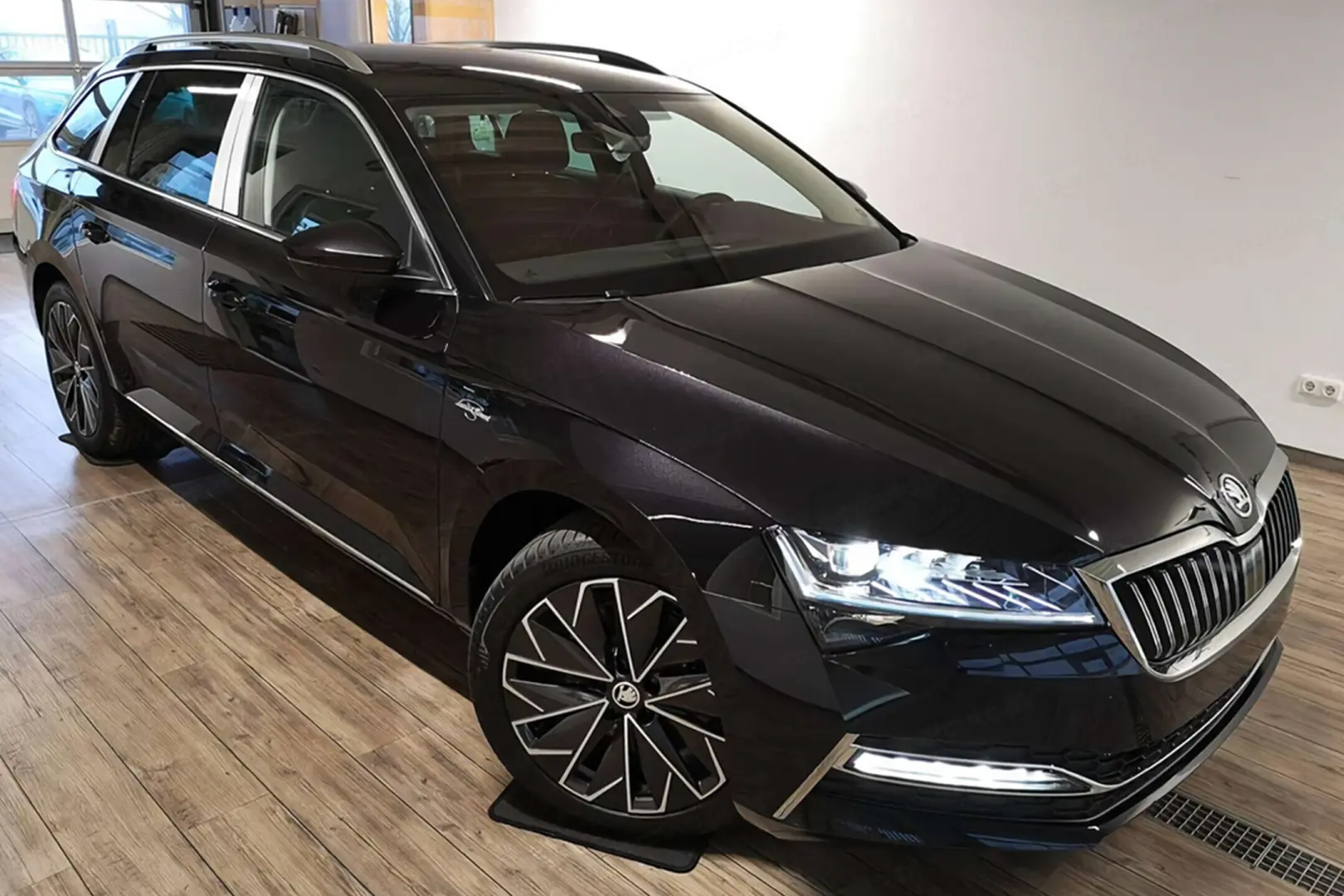 Skoda Superb Superb 2.0 TDI Crystal DSG 4X4 2