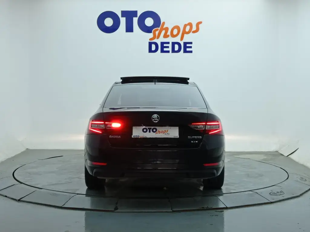 Skoda Superb Superb 2.0 TDI SCR Greentech 4x4 Laurin&Klement DSG 4