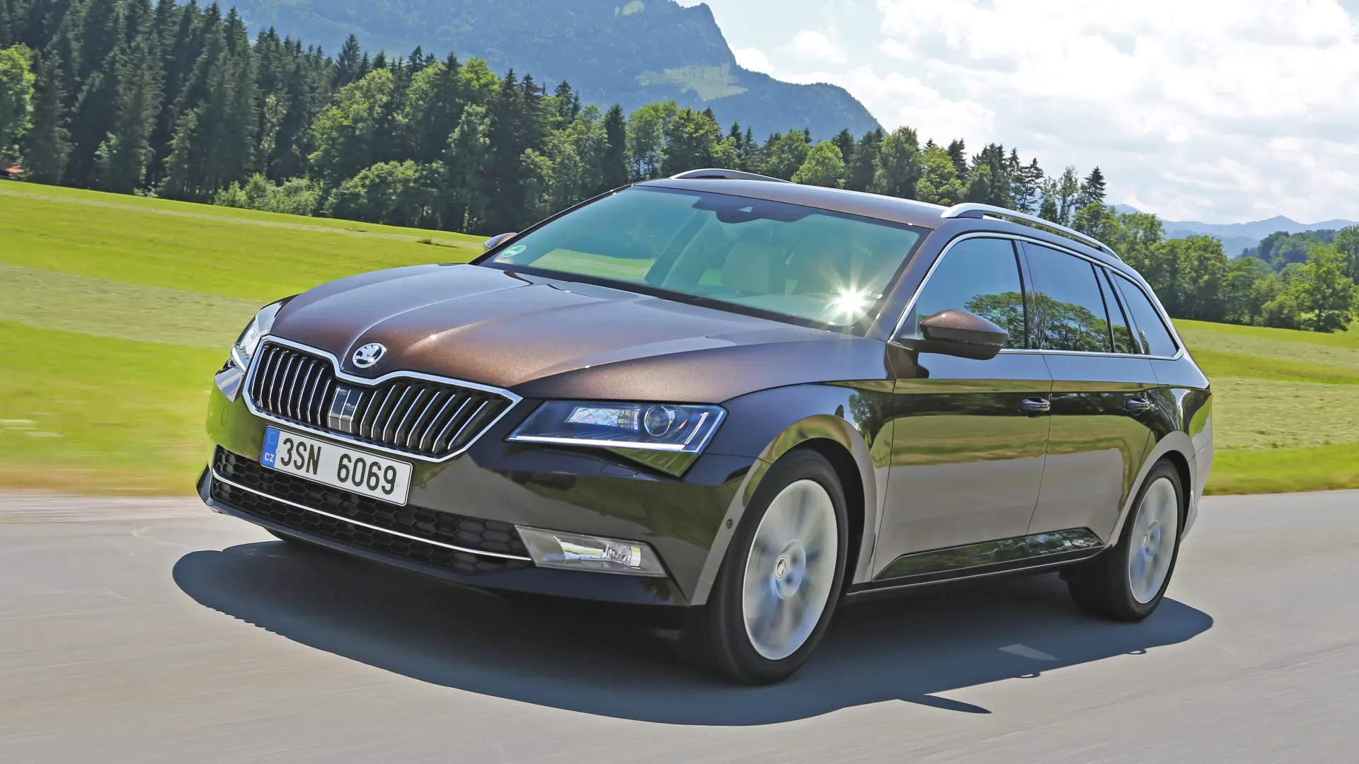 Skoda Superb Superb 2.0 TSI Crystal DSG 4X4 2