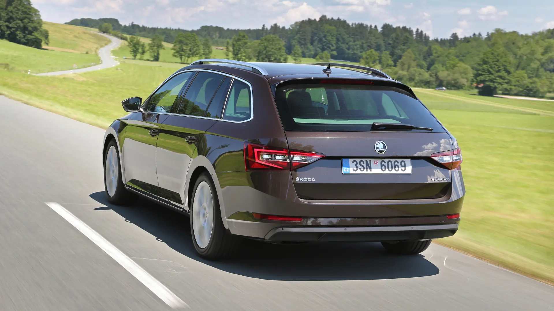 Skoda Superb Superb 2.0 TSI Crystal DSG 4X4 3