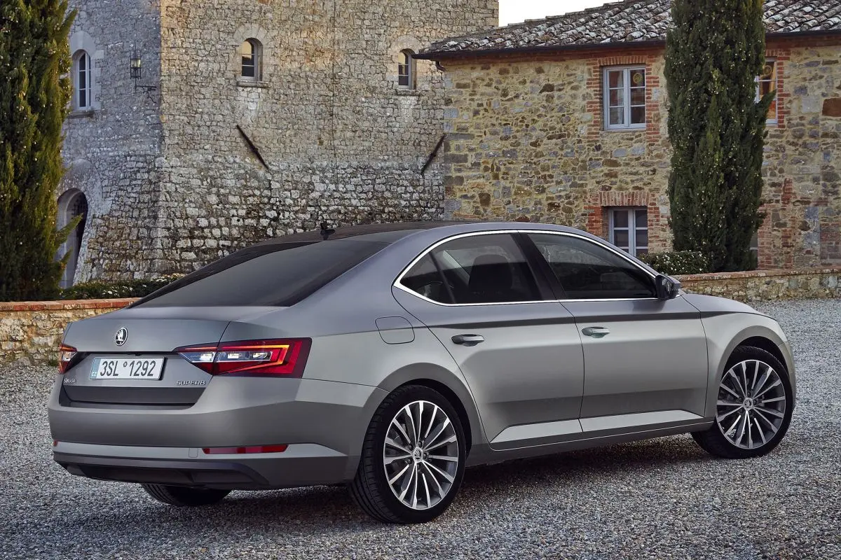 Skoda Superb Superb 2.0 TSI Greentech 4x4 Prestige DSG 3