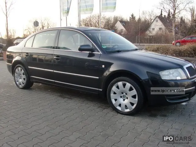 Skoda Superb Superb 2.5 TDI V6 Elegance Tiptronic 3