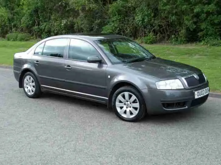 Skoda Superb Superb 2.5 V6 TDI Classic 3