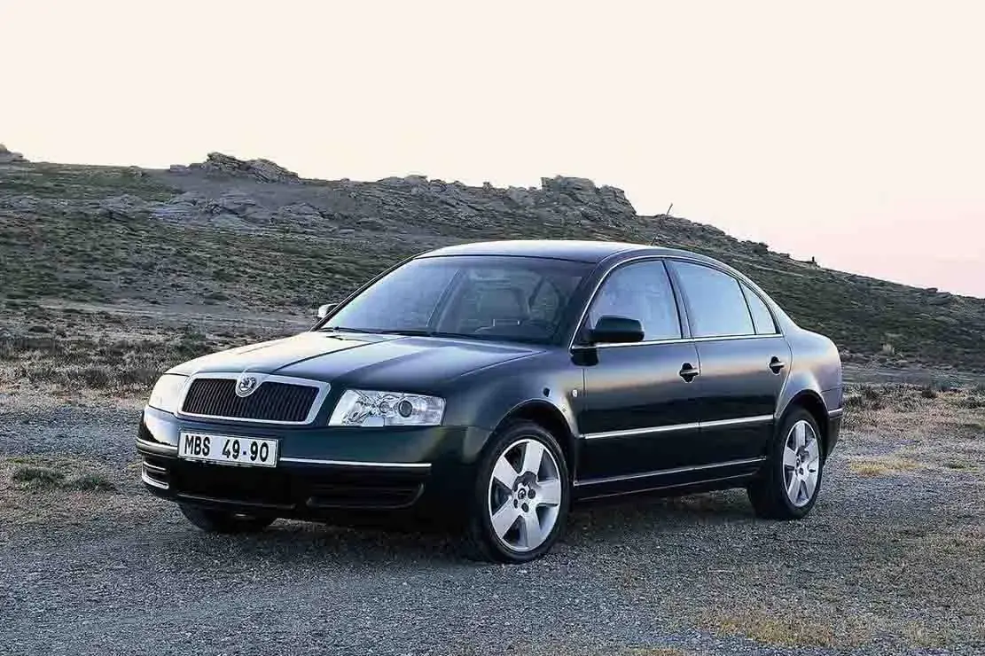 Skoda Superb Superb 2.5 V6 TDI Comfort 5